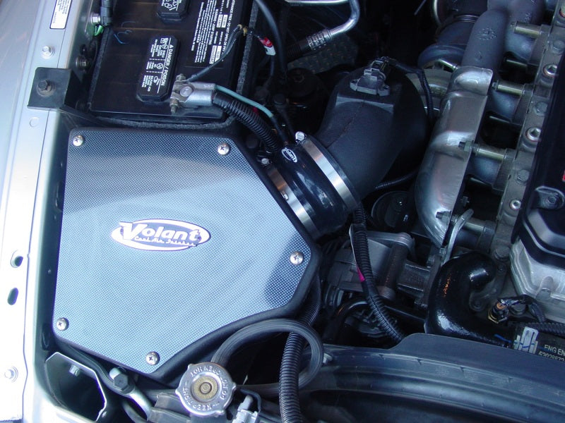 Volant 03-06 Dodge Ram 2500 / 3500 5.9L I6 Cummins Primo Closed Box Air Intake System